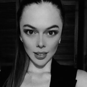 Meet your Posher, Lorena